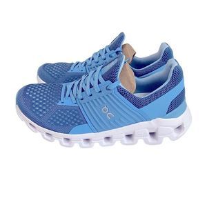 On Running Women’s Sz 10.5 CloudSwift Athletic Shoes